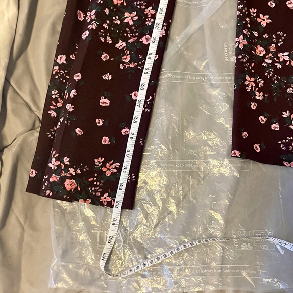 Pearl Floral Crepe Ruthie Pant - Picture 15 of 15